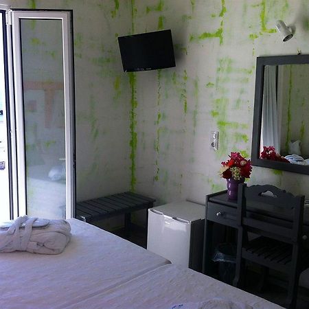 White House Hotel Kamári المظهر الخارجي الصورة